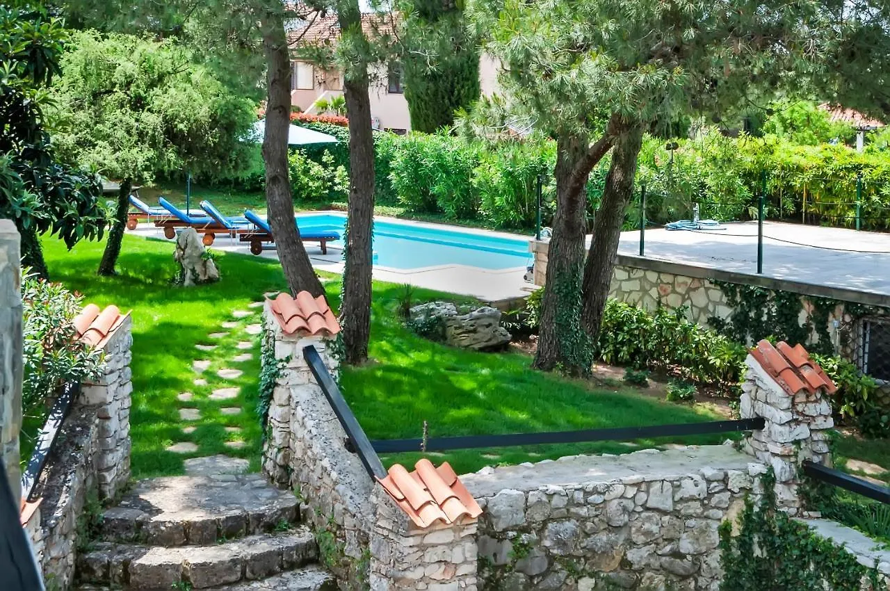 Vila Ra Rovinj 0*,  Croatia