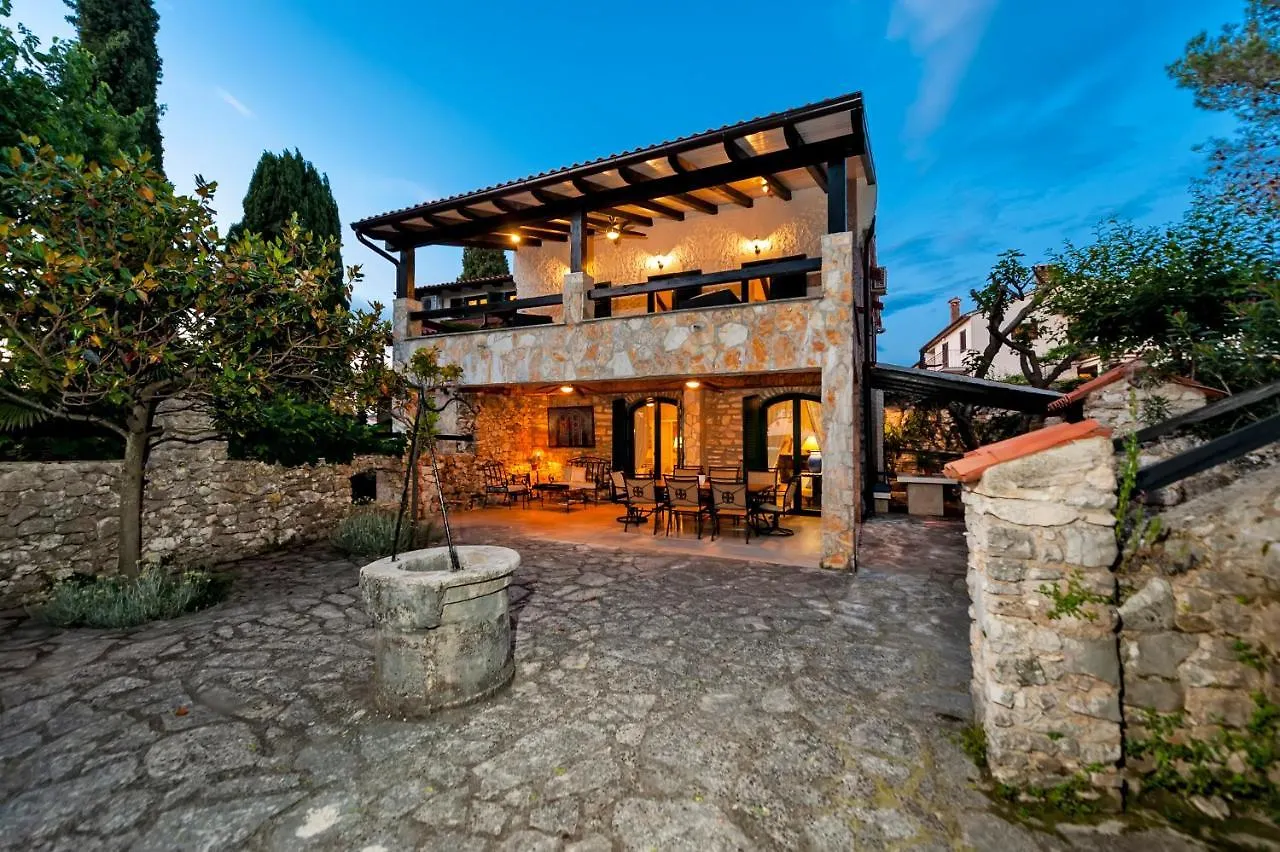 Vila Ra Rovinj 0*,